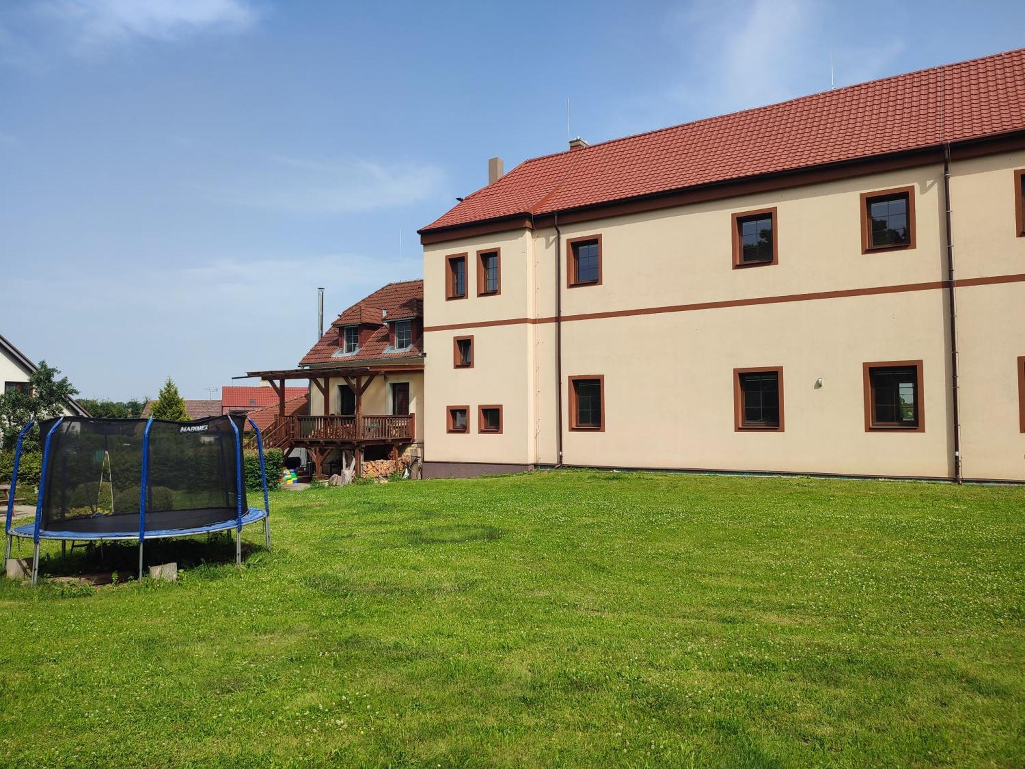 Appartamento Zamecek Cerov Jičín Esterno foto