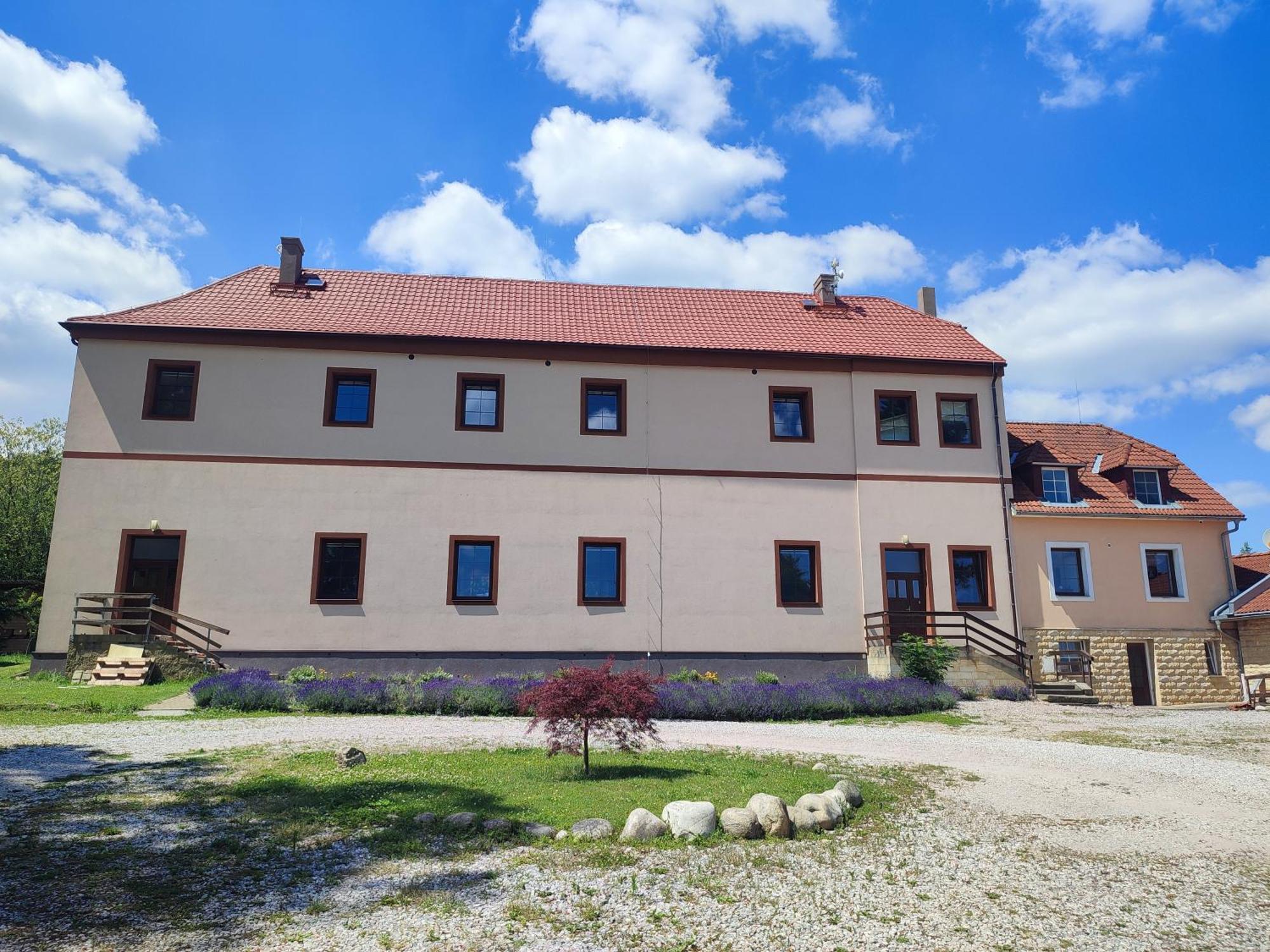 Appartamento Zamecek Cerov Jičín Esterno foto